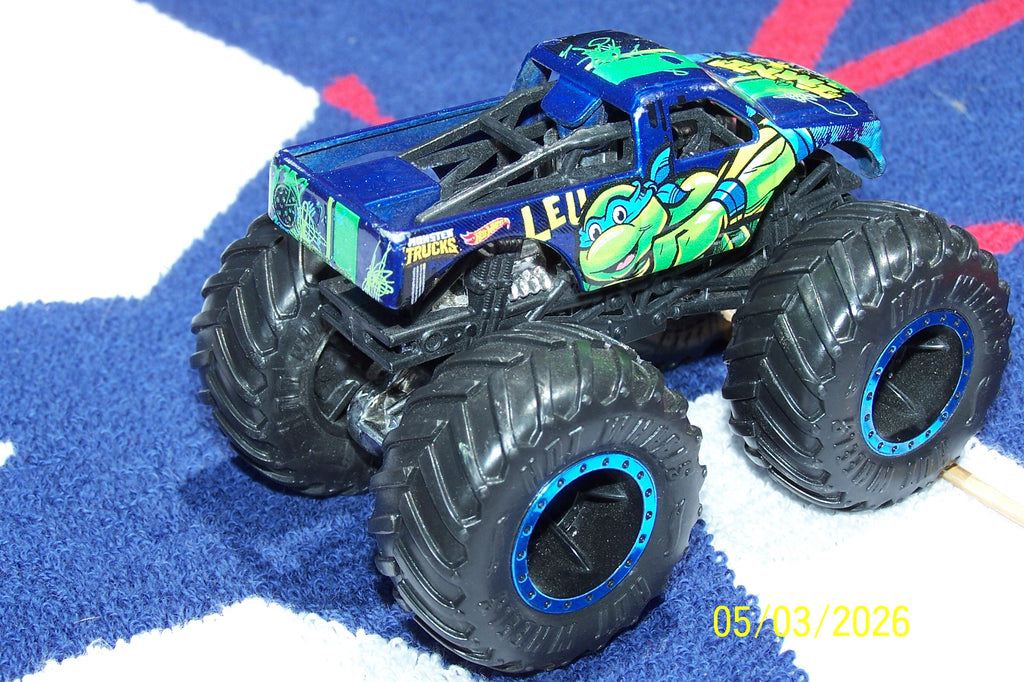Monster TMNT Truck Leo