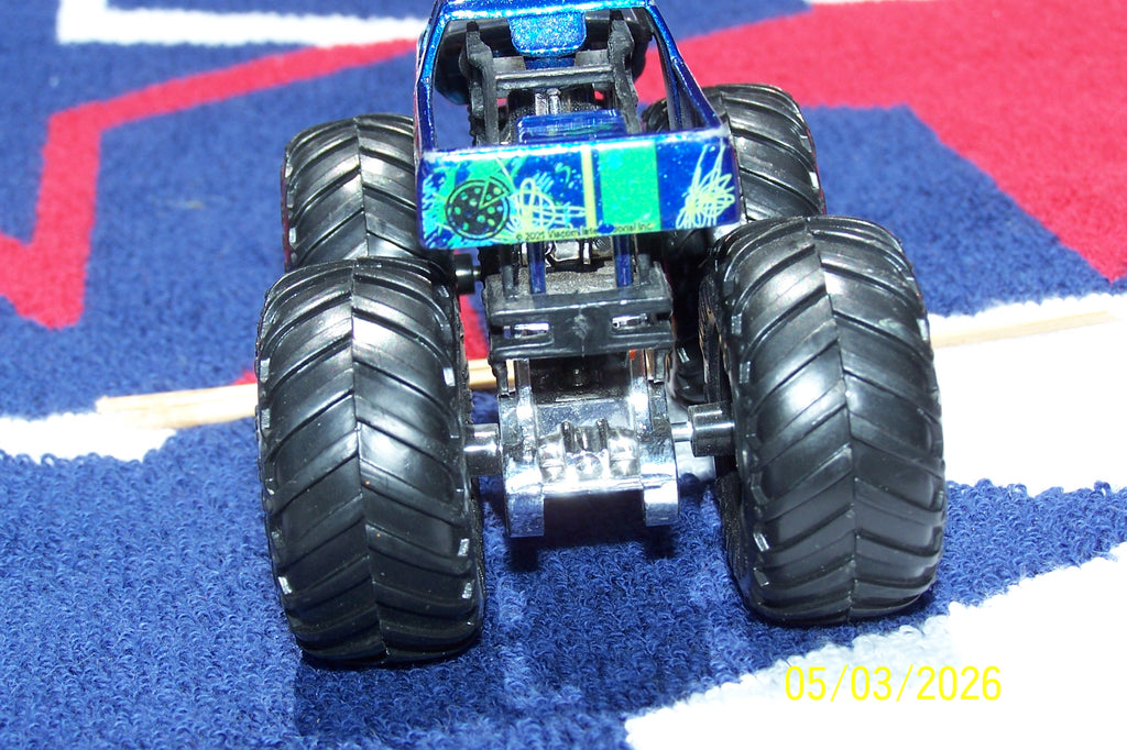 Monster TMNT Truck Leo