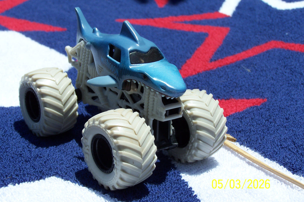 Monster Truck MegAlodon (Monster Jam)