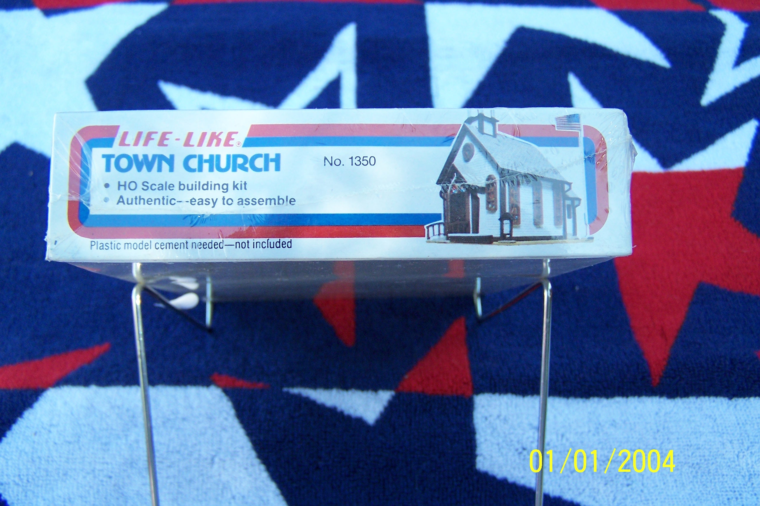 Vintage Town Church HO Scale Life -Like. (Kit #1350).