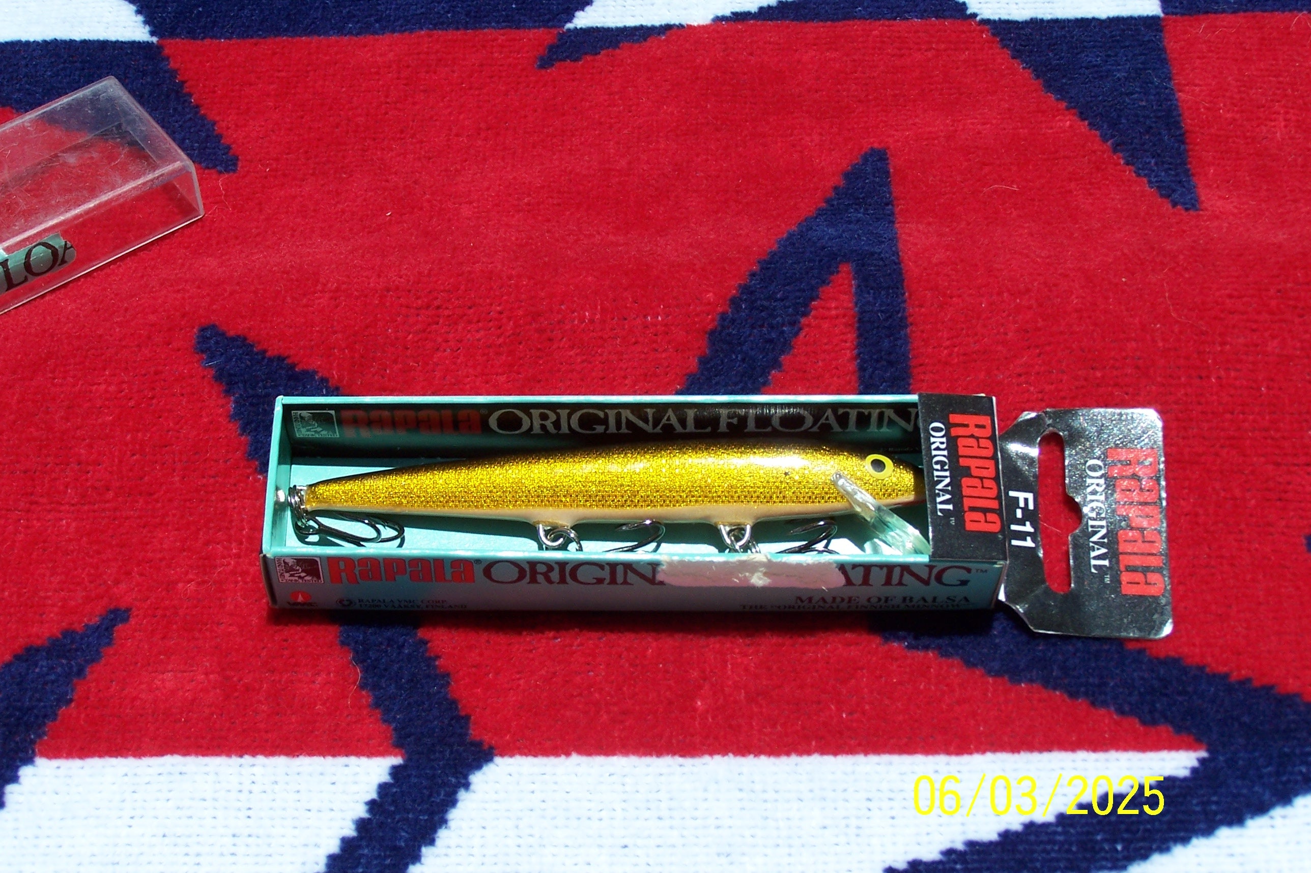 Vintage Papala Guld F-11 G