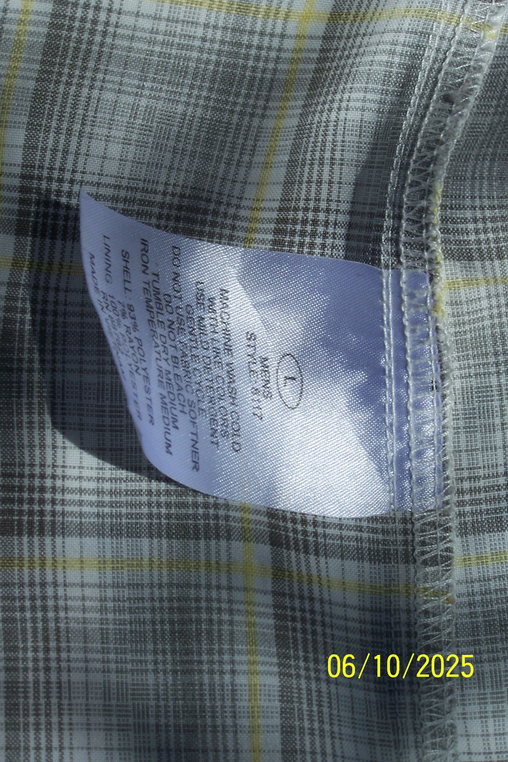 Huk Men's Tide Point Button-Down Short Sleeve Fishing Shirt ( Icon) Vented back, Windsurfer Mini Plaid, Style 8117