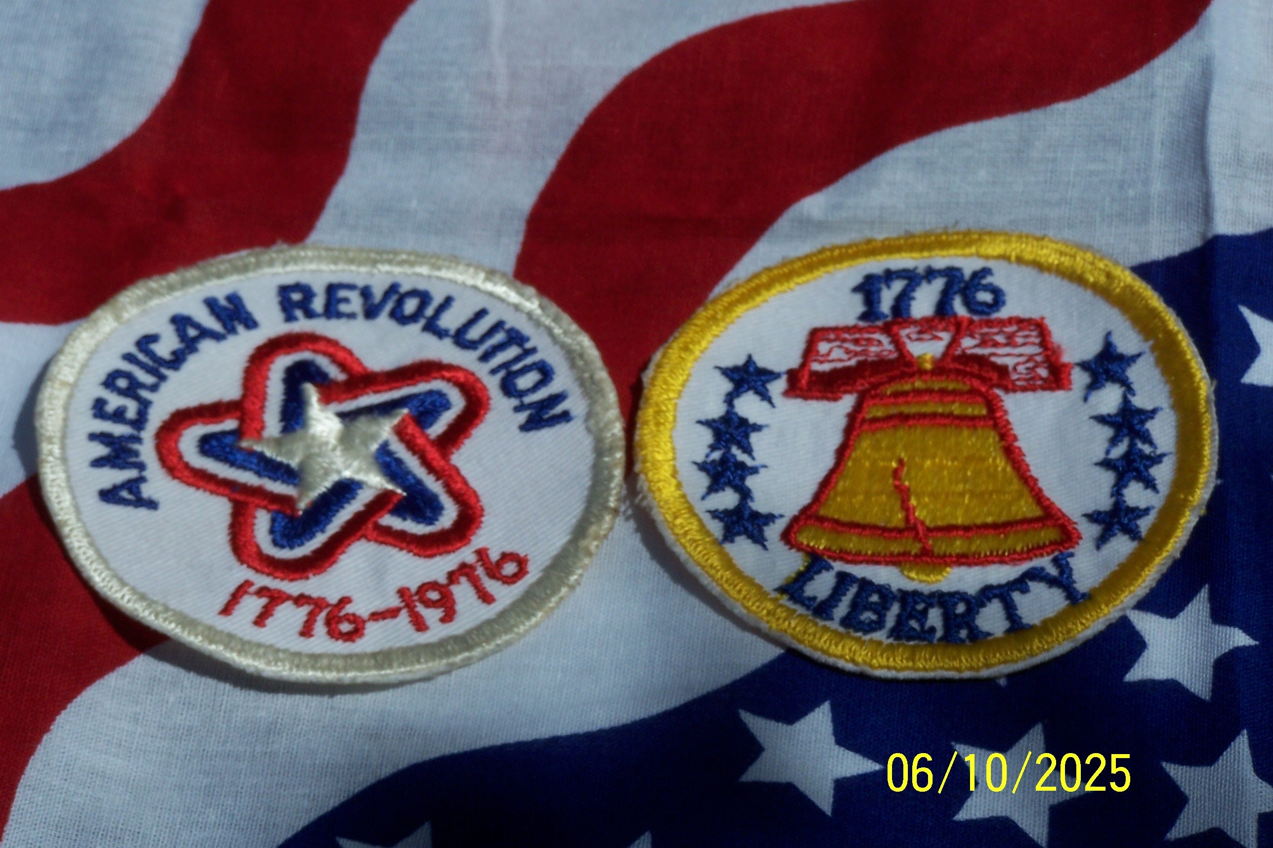 Vintage 1776 Liberty Bell American Indepencance, and Vintage American Revolution 1776-1976 Celebration Patch