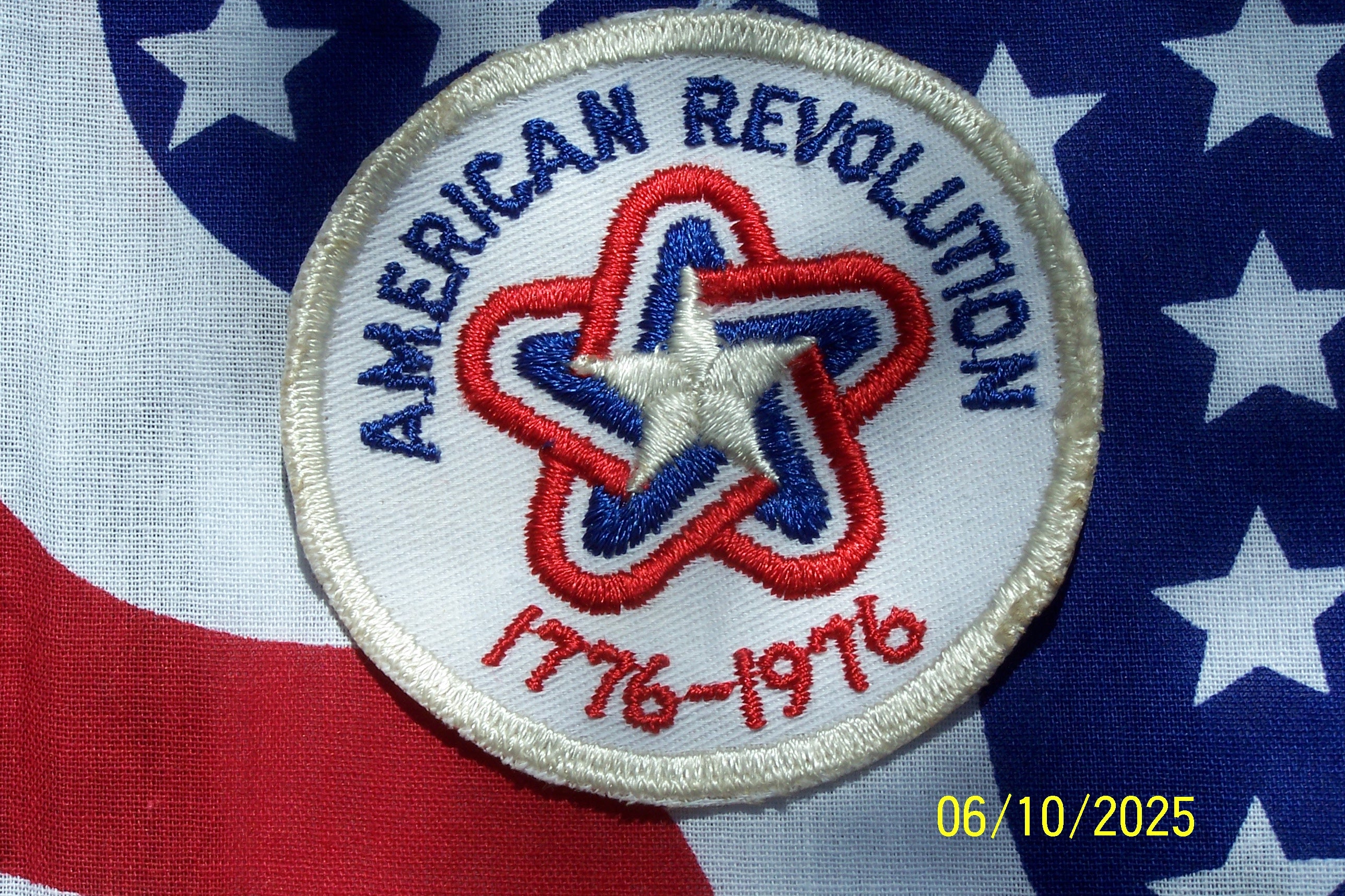 Vintage 1776 Liberty Bell American Indepencance, and Vintage American Revolution 1776-1976 Celebration Patch