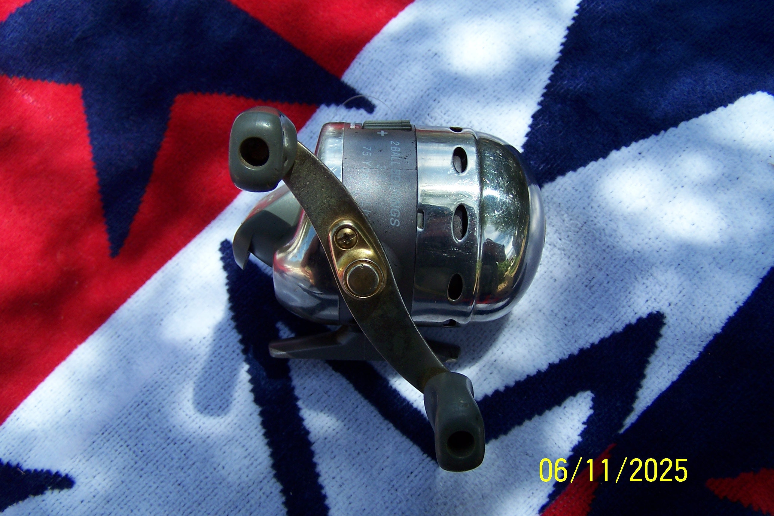 Vintage Synergy Steel Titanium Shakespeare (2002TI) Spin cast Reel