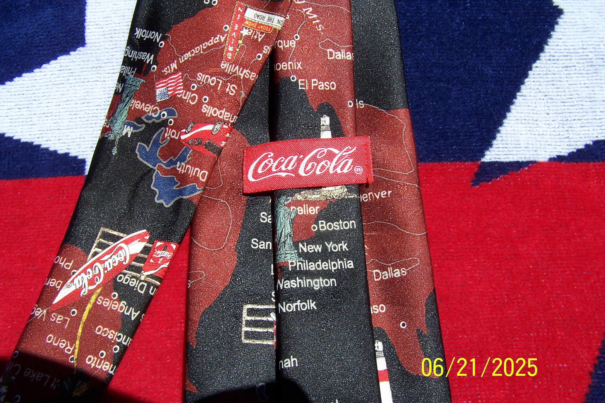 Coca Cola Road Map Necktie (Vintage)