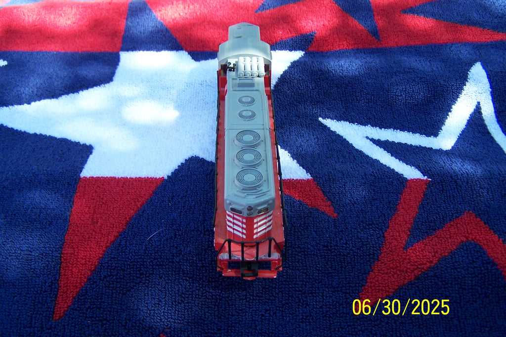 HO Train Tyco Burlington SD24