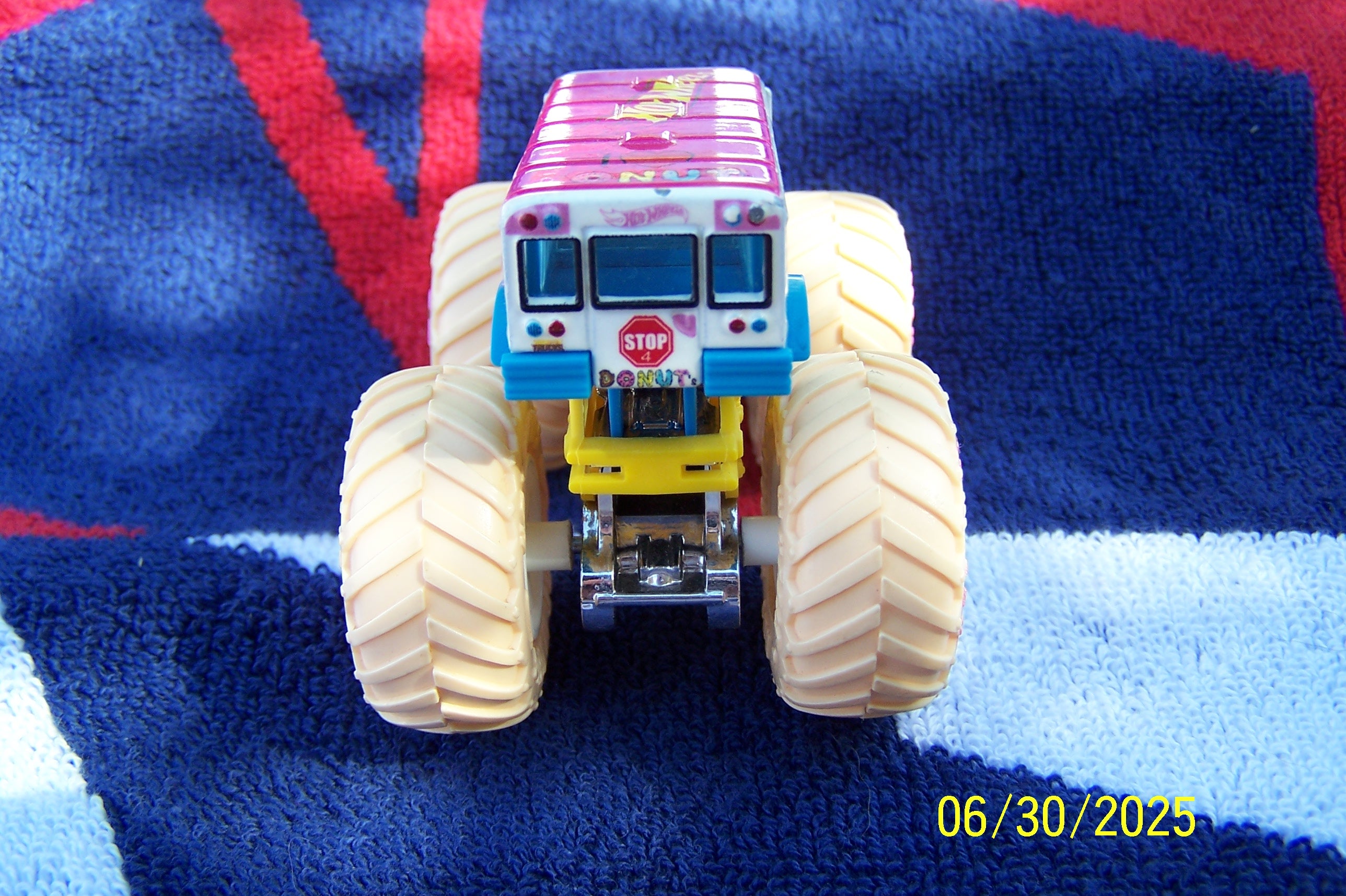 Monster Truck Dozen Delivery Hot Wheel